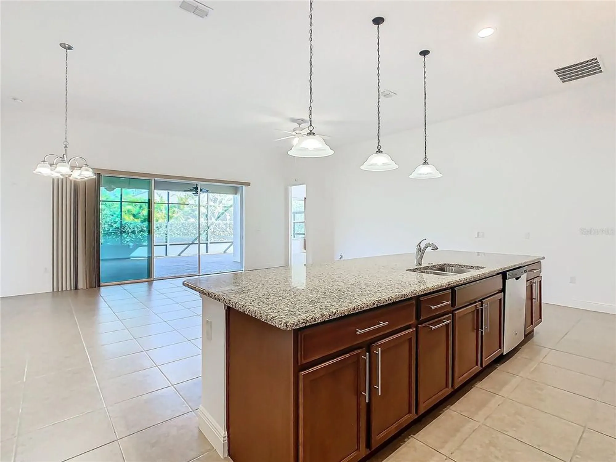 Property Slideshow image 11 of 55 | 663 irvine ranch rd, Poinciana, FL, 34759