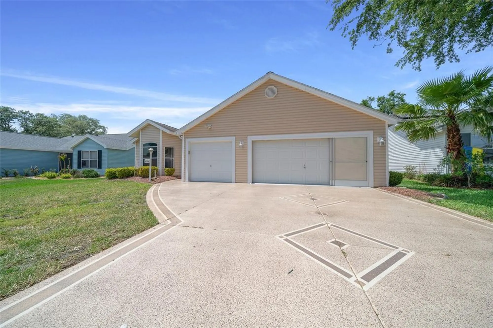 Property Slideshow image 2 of 47 | 710 antonia ln, The Villages, FL, 32159