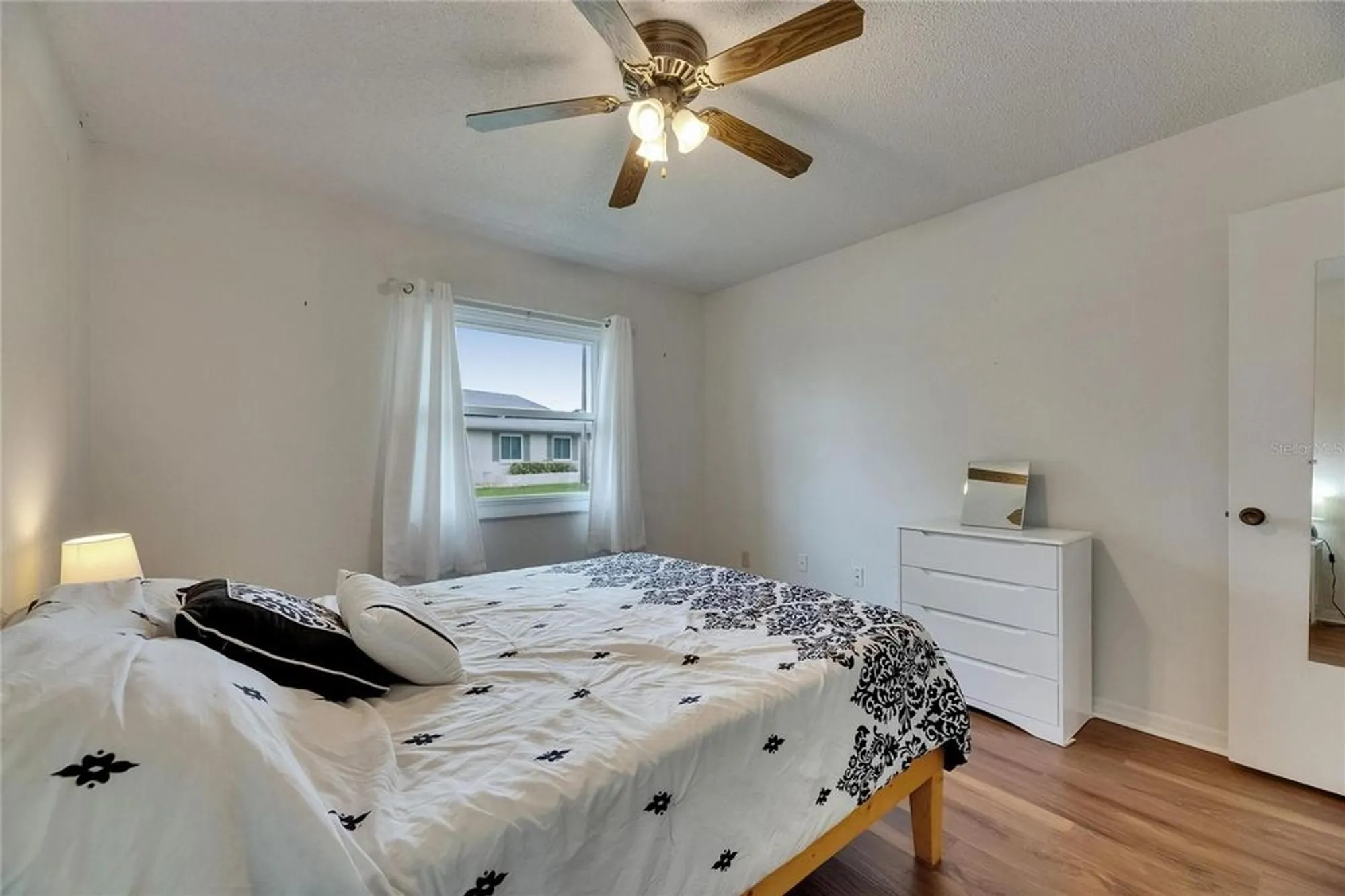 Property Slideshow image 22 of 41 | 123 glendower cir # 123, Sun City Center, FL, 33573