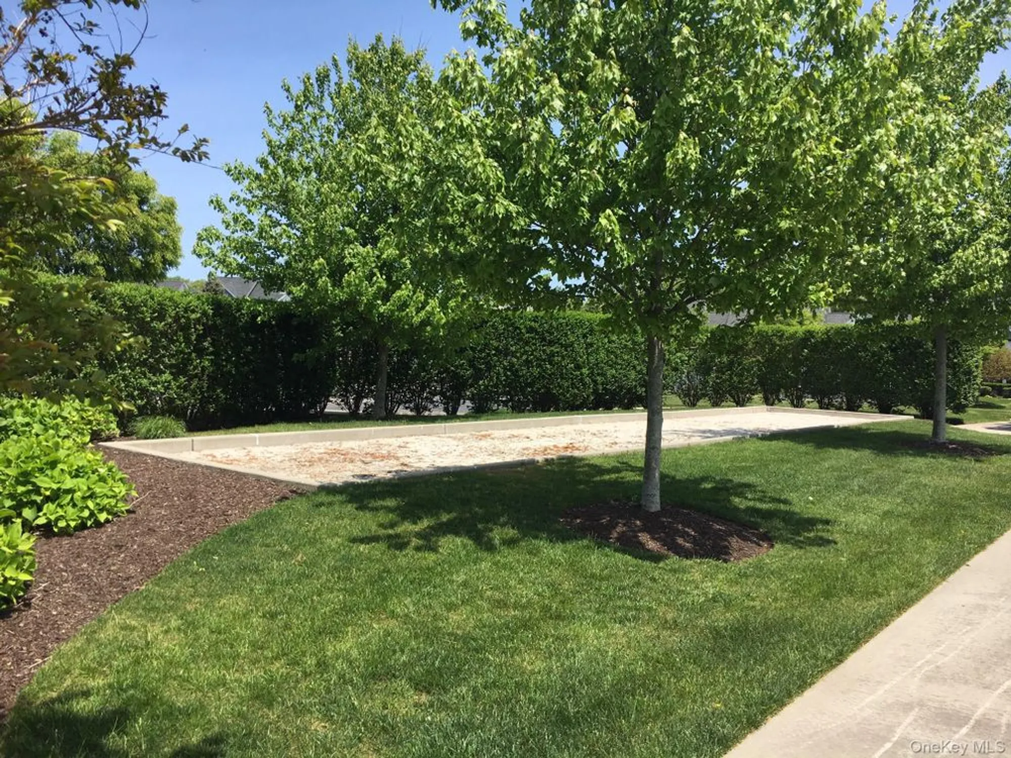 Property Slideshow image 32 of 34 | 67 stoneleigh dr, Riverhead, NY, 11901