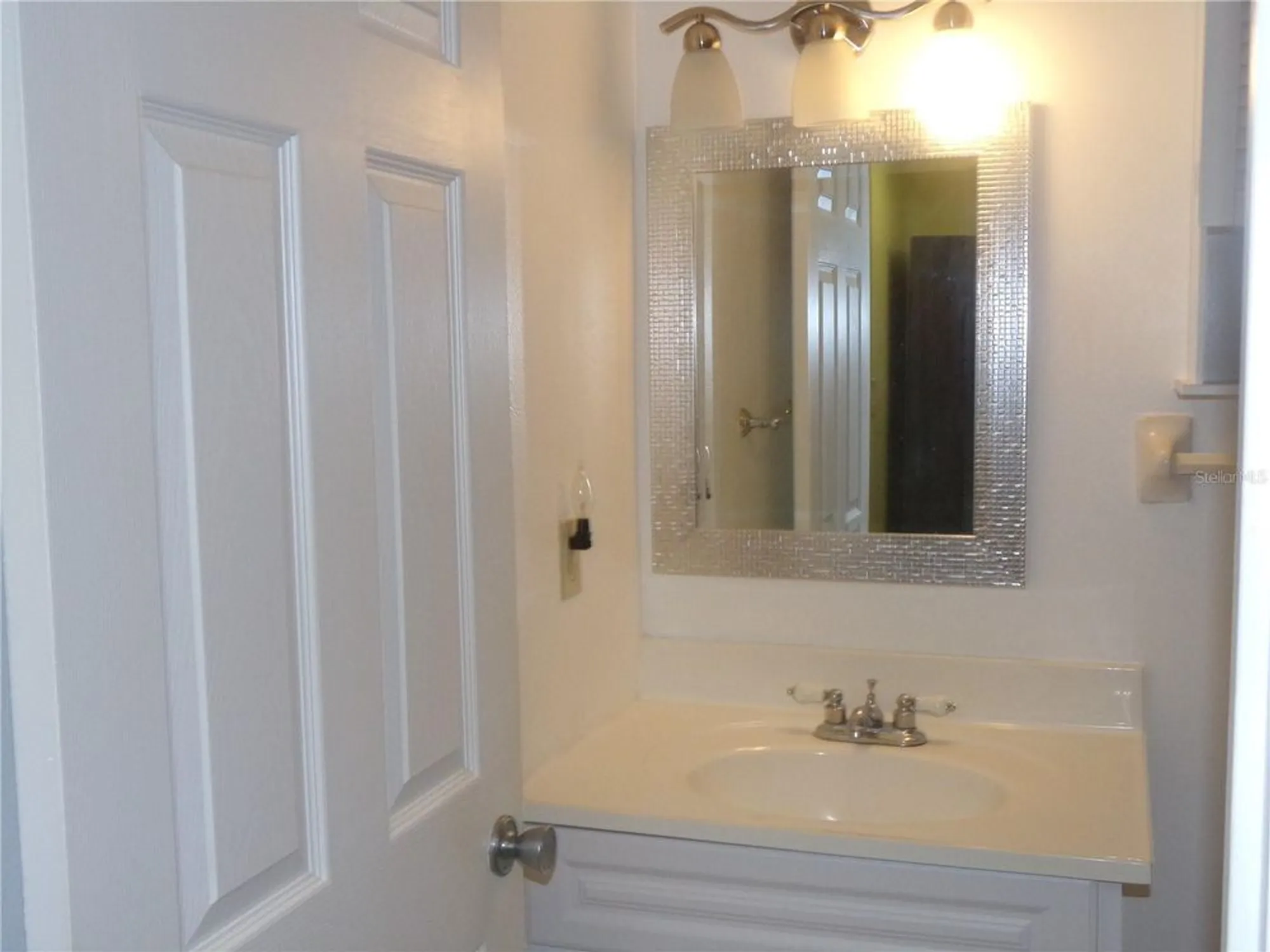 Property Slideshow image 17 of 33 | 4111 heron way # 103, Bradenton, FL, 34205