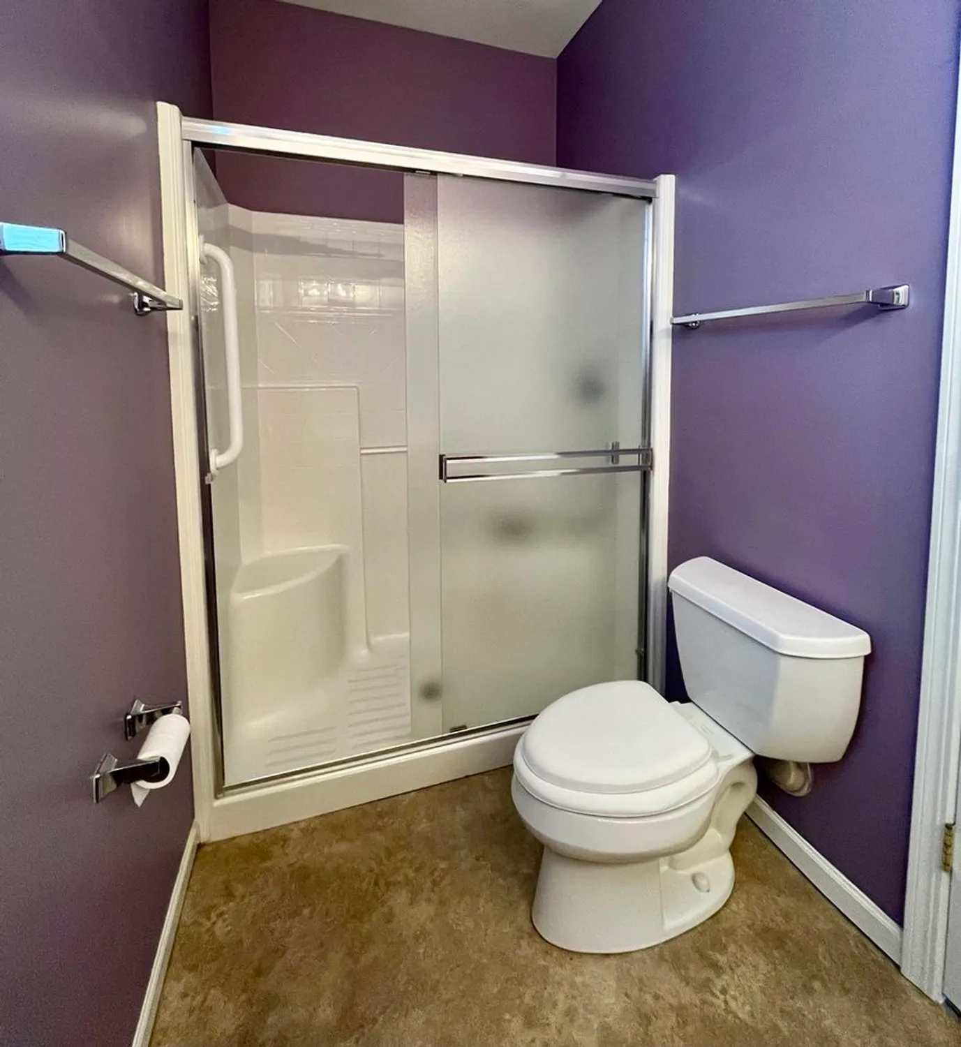 Property Slideshow image 25 of 36 | 12620 oak grove dr, Huntley, IL, 60142