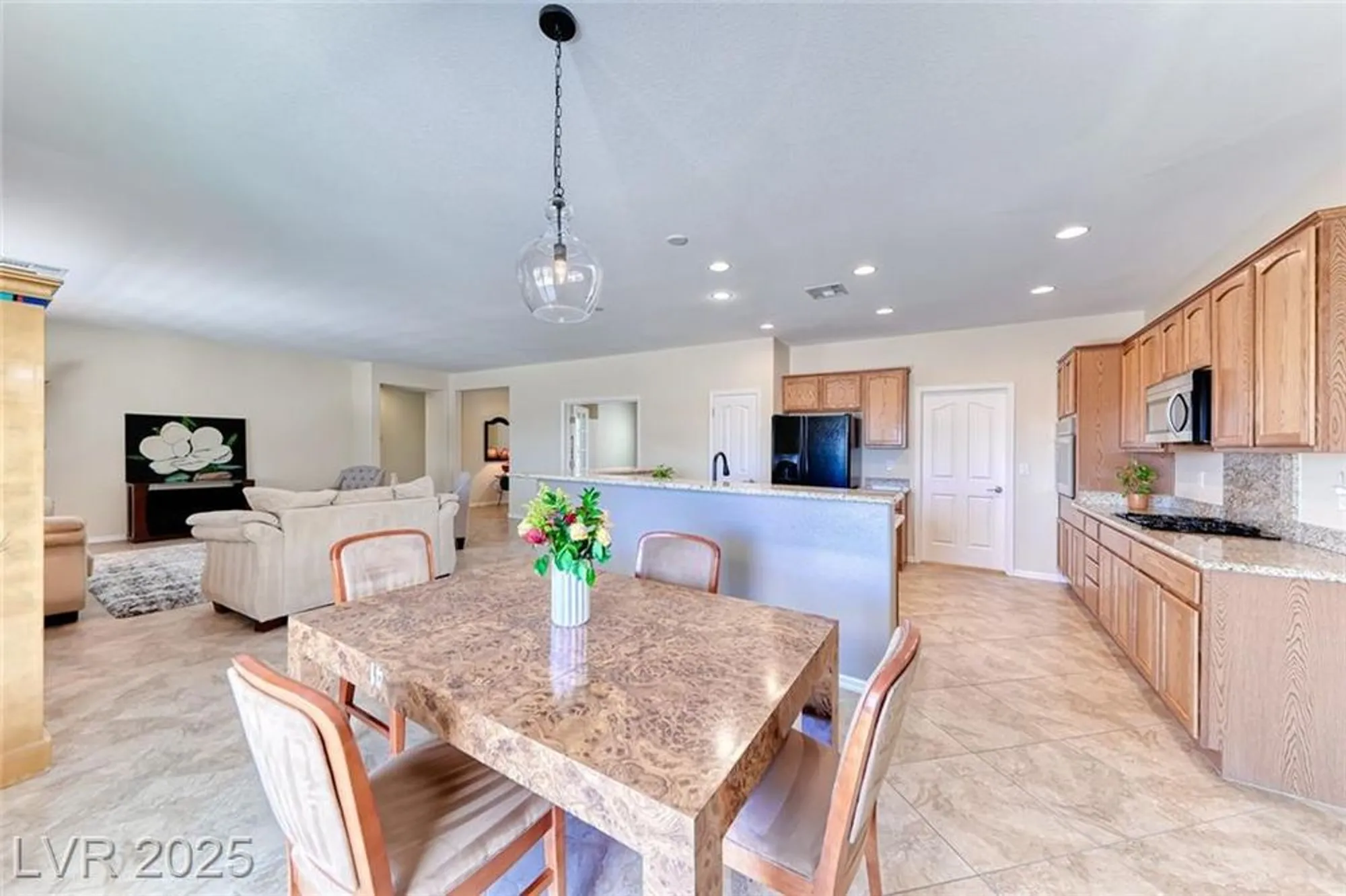 Property Slideshow image 12 of 55 | 2377 baldwinville ct, Henderson, NV, 89044