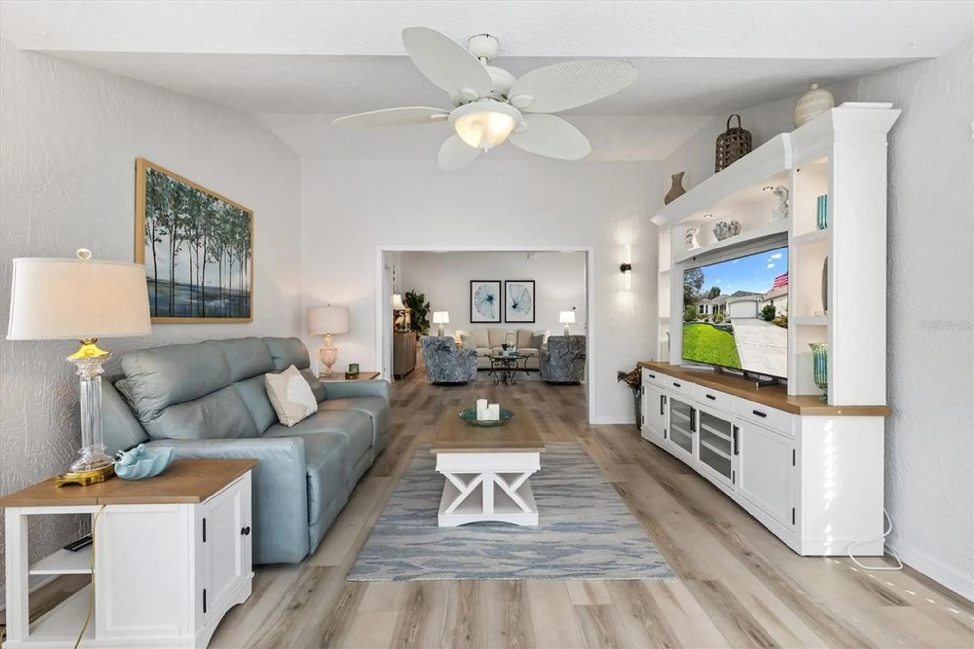 Property Slideshow image 16 of 45 | 515 loma paseo dr, Lady Lake, FL, 32159