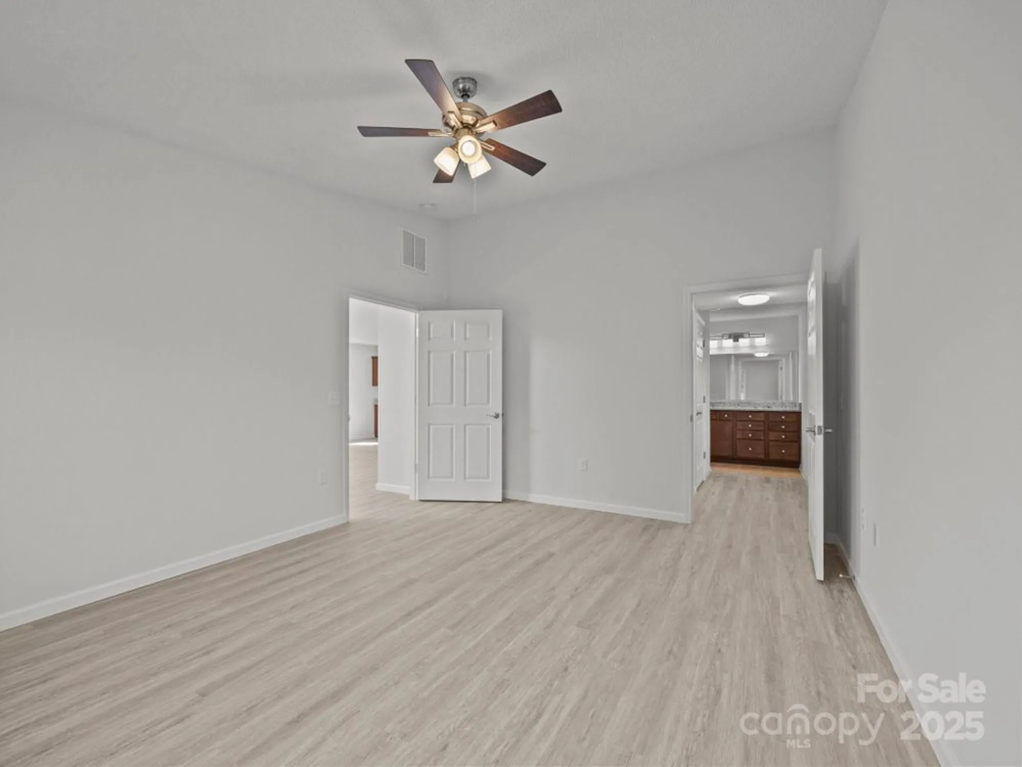 Property Slideshow image 19 of 46 | 34 beekeeper trl, Swannanoa, NC, 28778