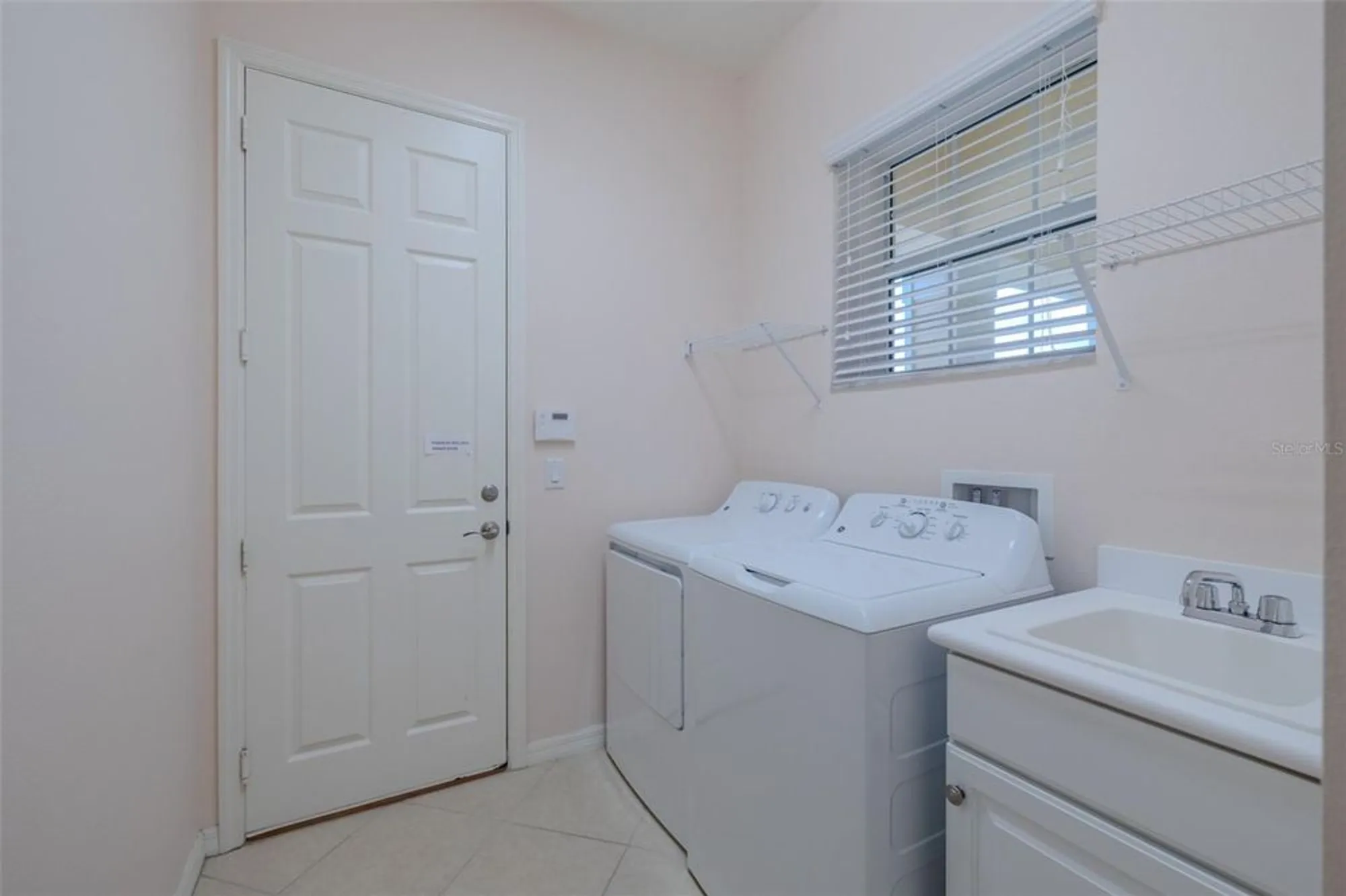 Property Slideshow image 50 of 100 | 4817 sandy glen way, Wimauma, FL, 33598