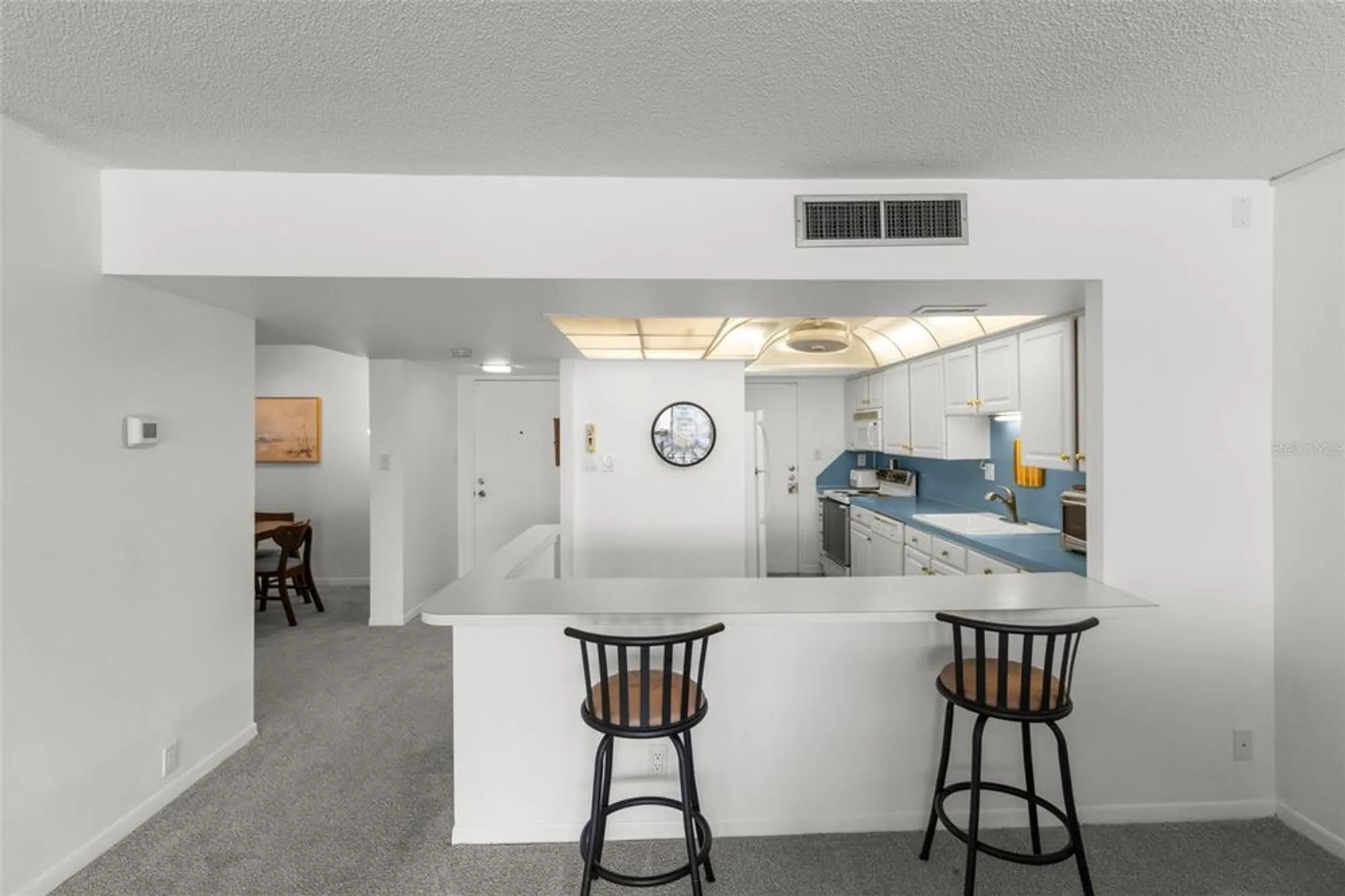 Property Slideshow image 14 of 58 | 7400 sun island dr 412, South Pasadena, FL, 33707