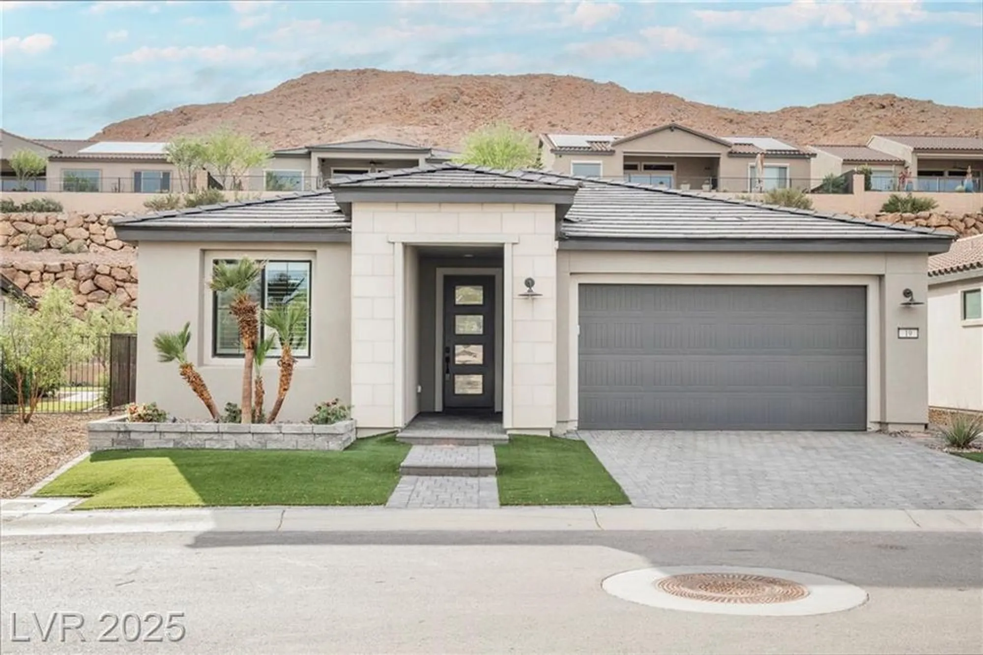 Property Slideshow image 5 of 24 | 19 desert ivy ln, Henderson, NV, 89011