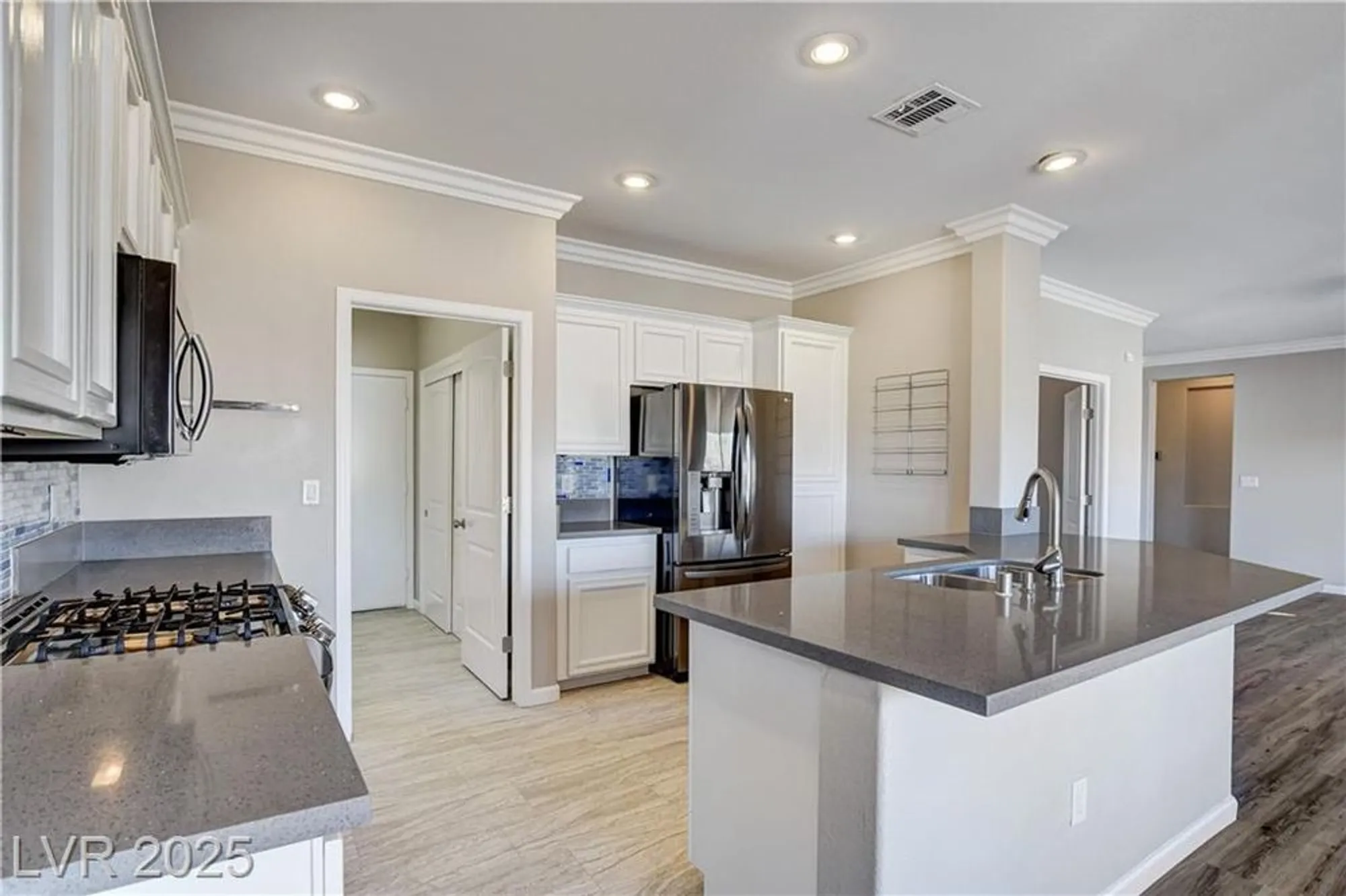 Property Slideshow image 13 of 86 | 2604 rangely ave, Henderson, NV, 89052