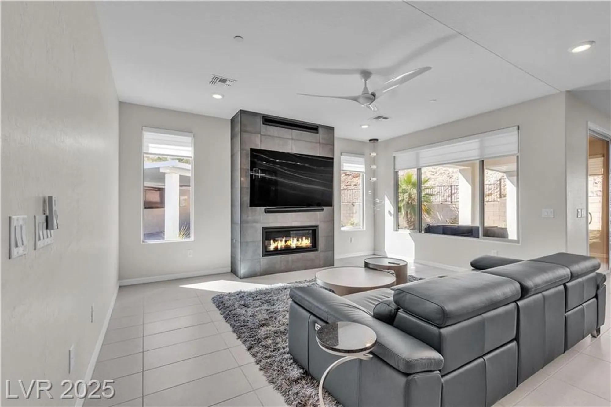 Property Slideshow image 21 of 76 | 11 acacia creek ct, Henderson, NV, 89011