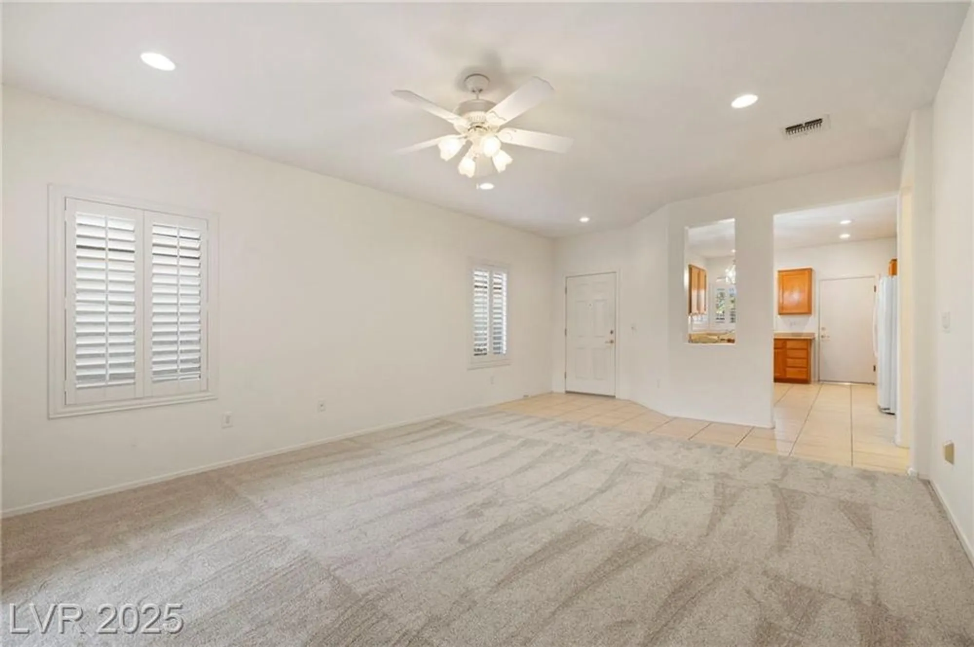 Property Slideshow image 13 of 62 | 2170 oliver springs st, Henderson, NV, 89052