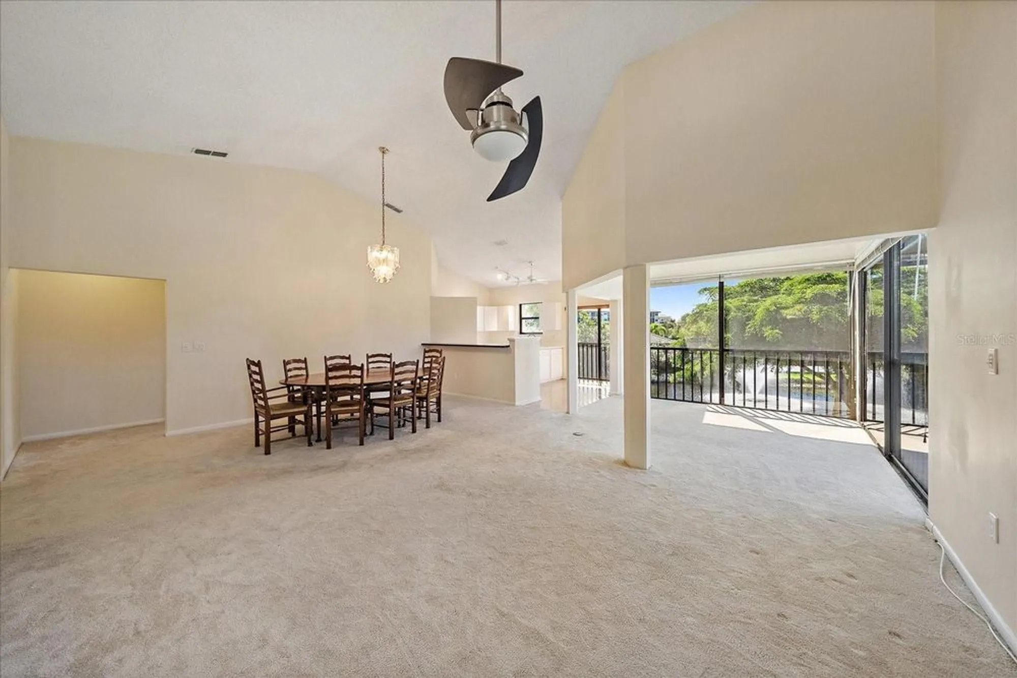 Property Slideshow image 20 of 44 | 5268 heron way 204, Sarasota, FL, 34231