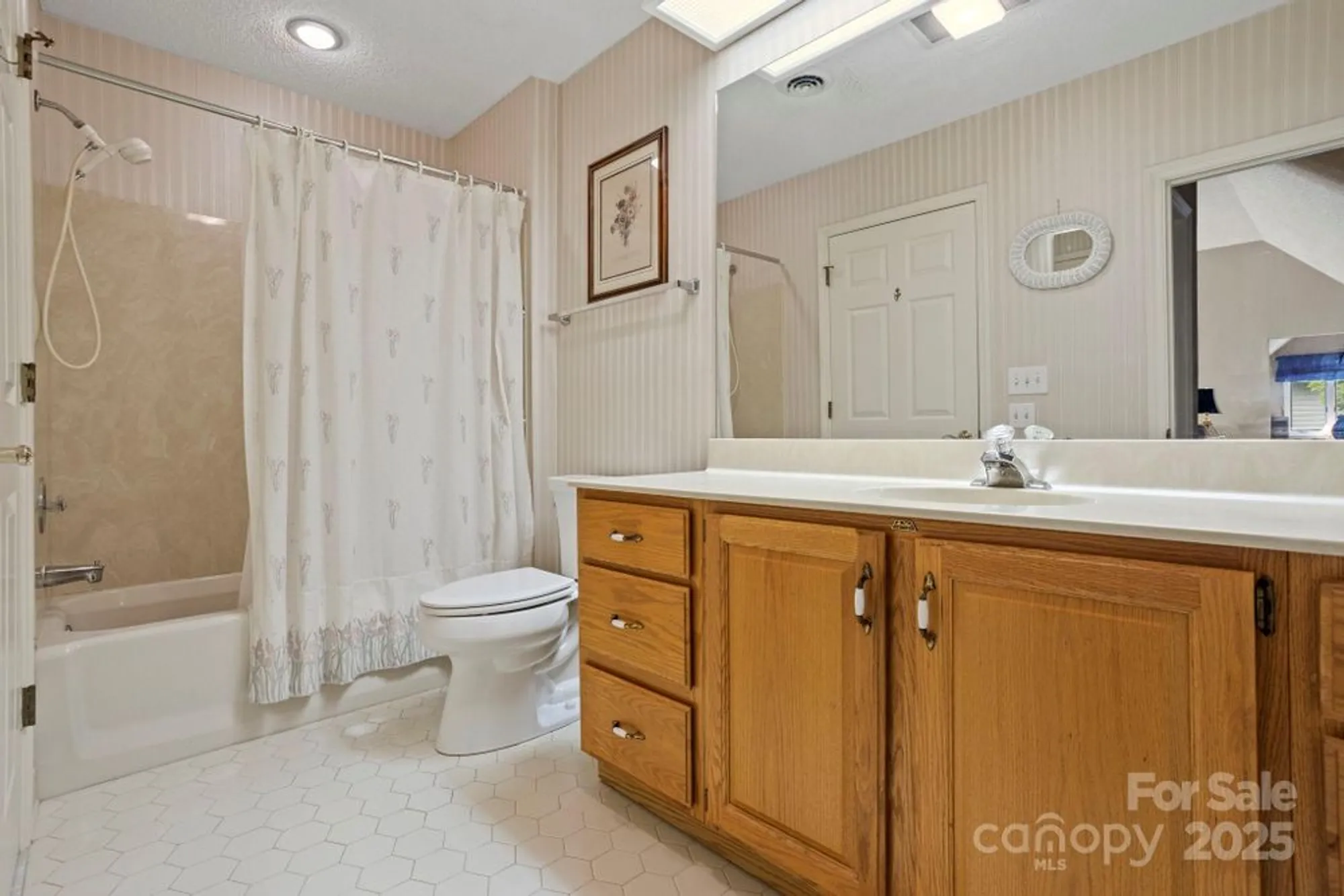 Property Slideshow image 31 of 37 | 104 overlook dr, Flat Rock, NC, 28731