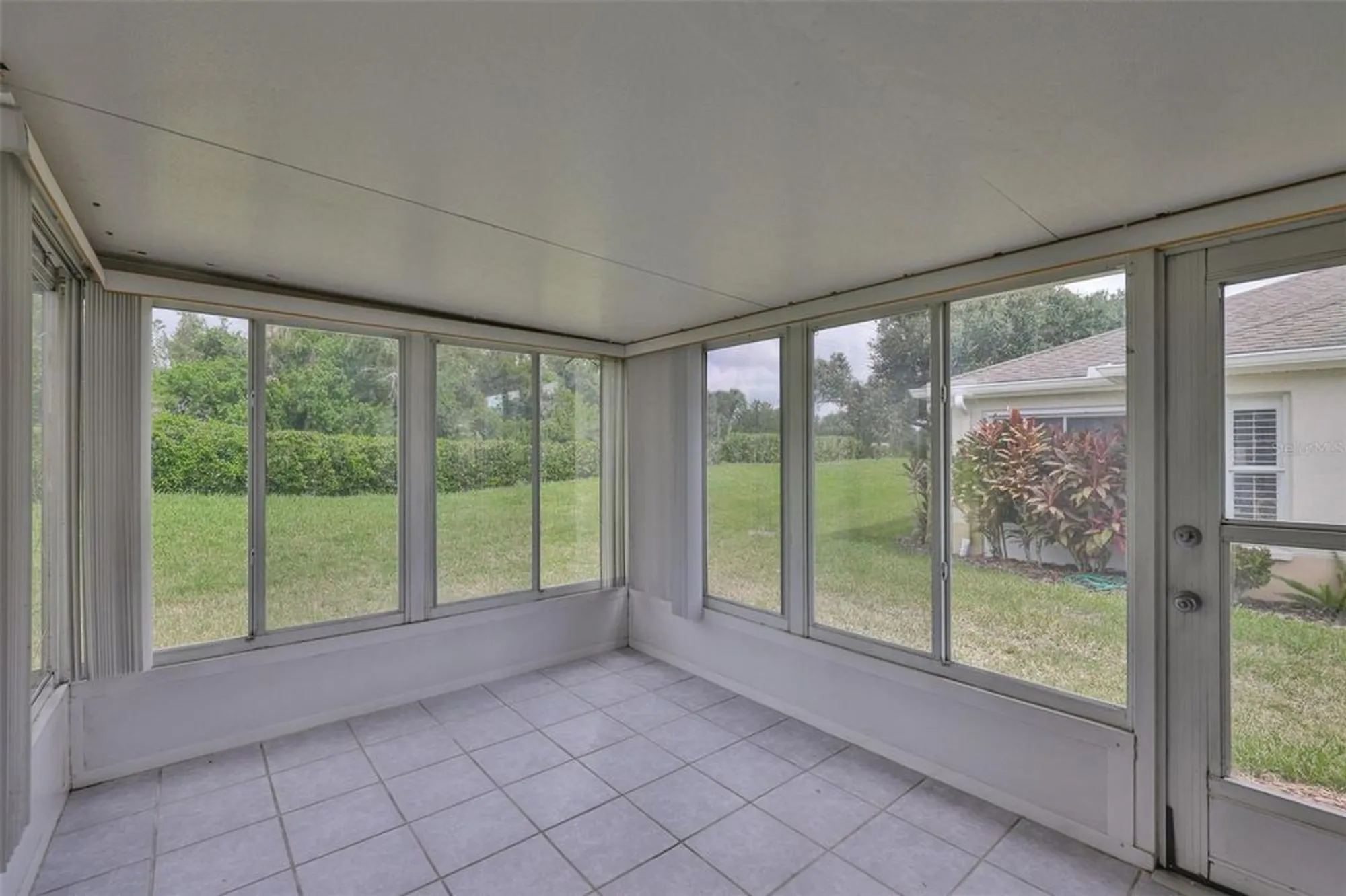 Property Slideshow image 25 of 59 | 920 villeroy greens dr, Sun City Center, FL, 33573