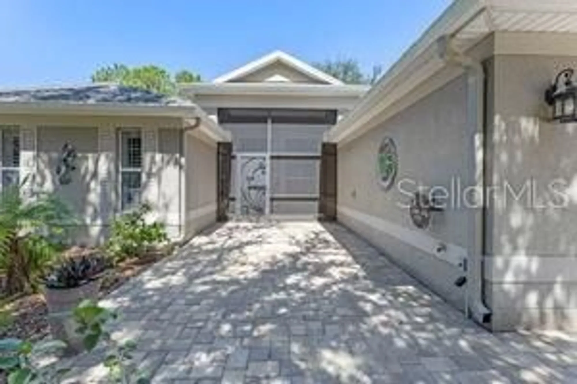 Property Slideshow image 7 of 72 | 24540 madewood ave, Leesburg, FL, 34748