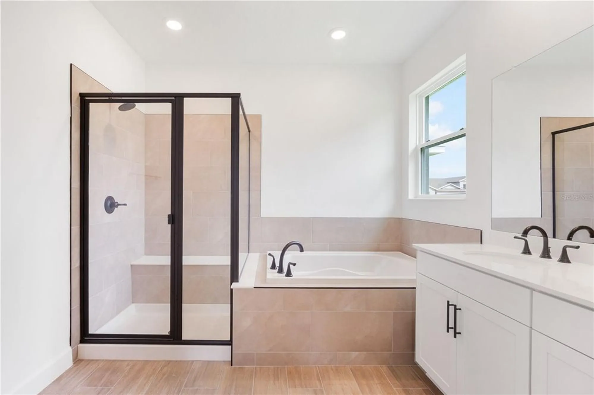 Property Slideshow image 19 of 44 | 9143 players dr, Weeki Wachee, FL, 34613