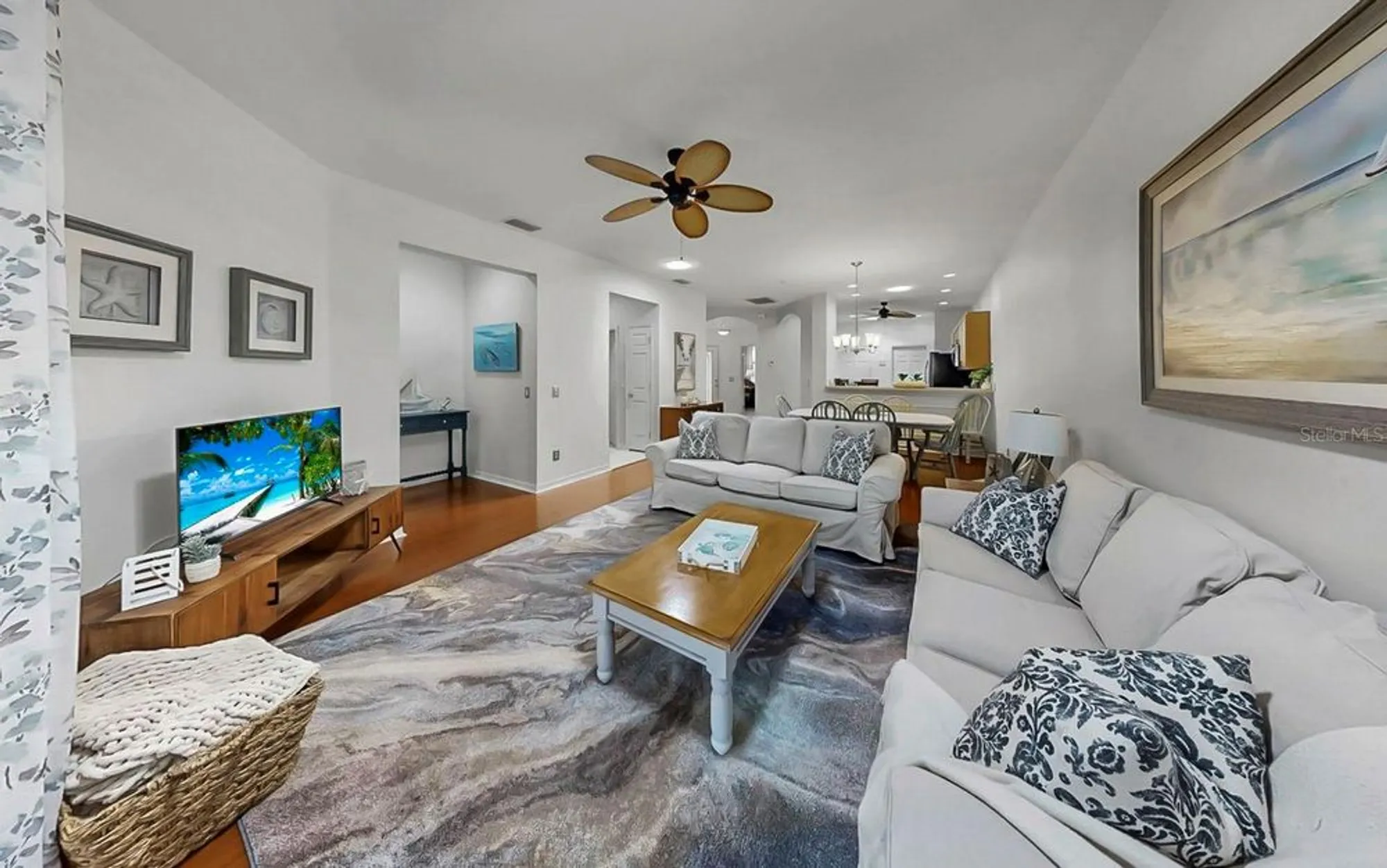 Property Slideshow image 18 of 41 | 313 seneca falls dr, Apollo Beach, FL, 33572