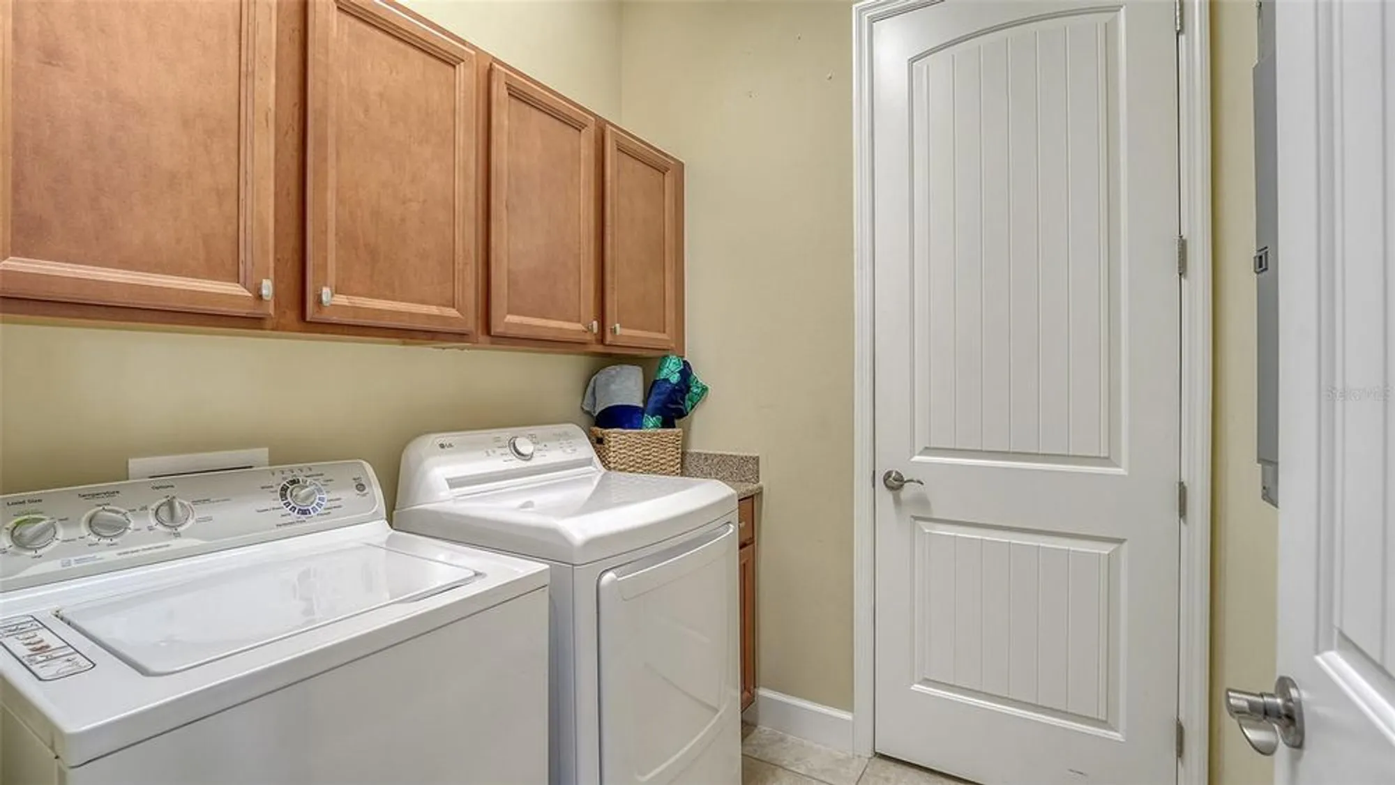 Property Slideshow image 36 of 52 | 343 compass point dr unit 201, Bradenton, FL, 34209