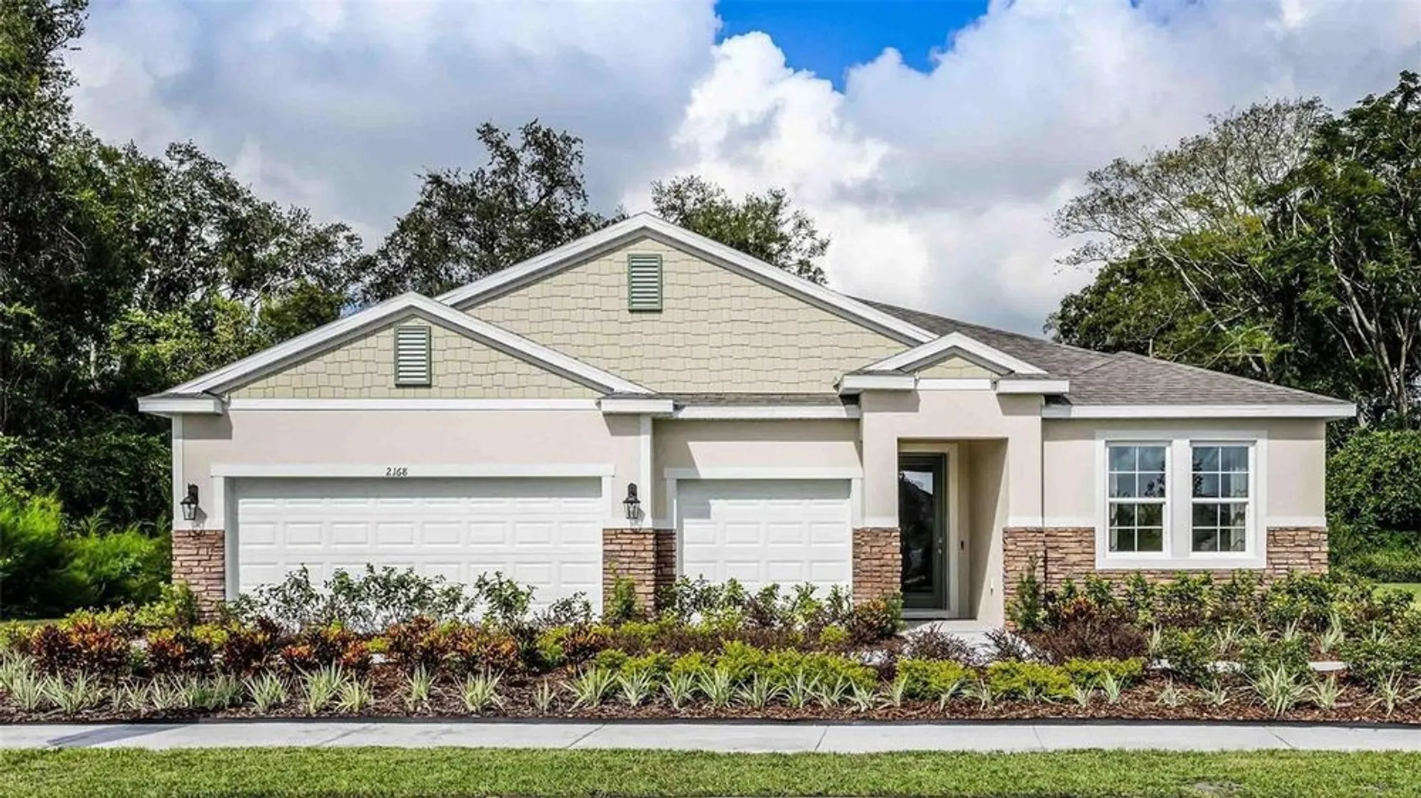 Property Slideshow image 1 of 47 | 3321 arch ave, Ormond Beach, FL, 32174