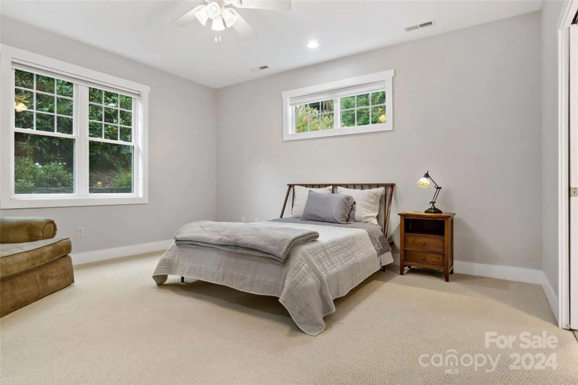 Property Slideshow image 19 of 43 | 4 nectar way, Swannanoa, NC, 28778