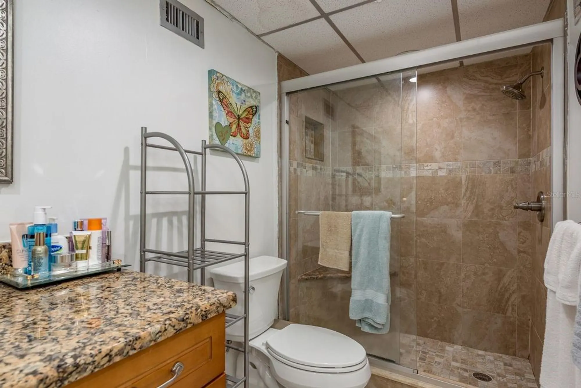 Property Slideshow image 18 of 32 | 19029 us highway 19 n apt 6-7, Clearwater, FL, 33764
