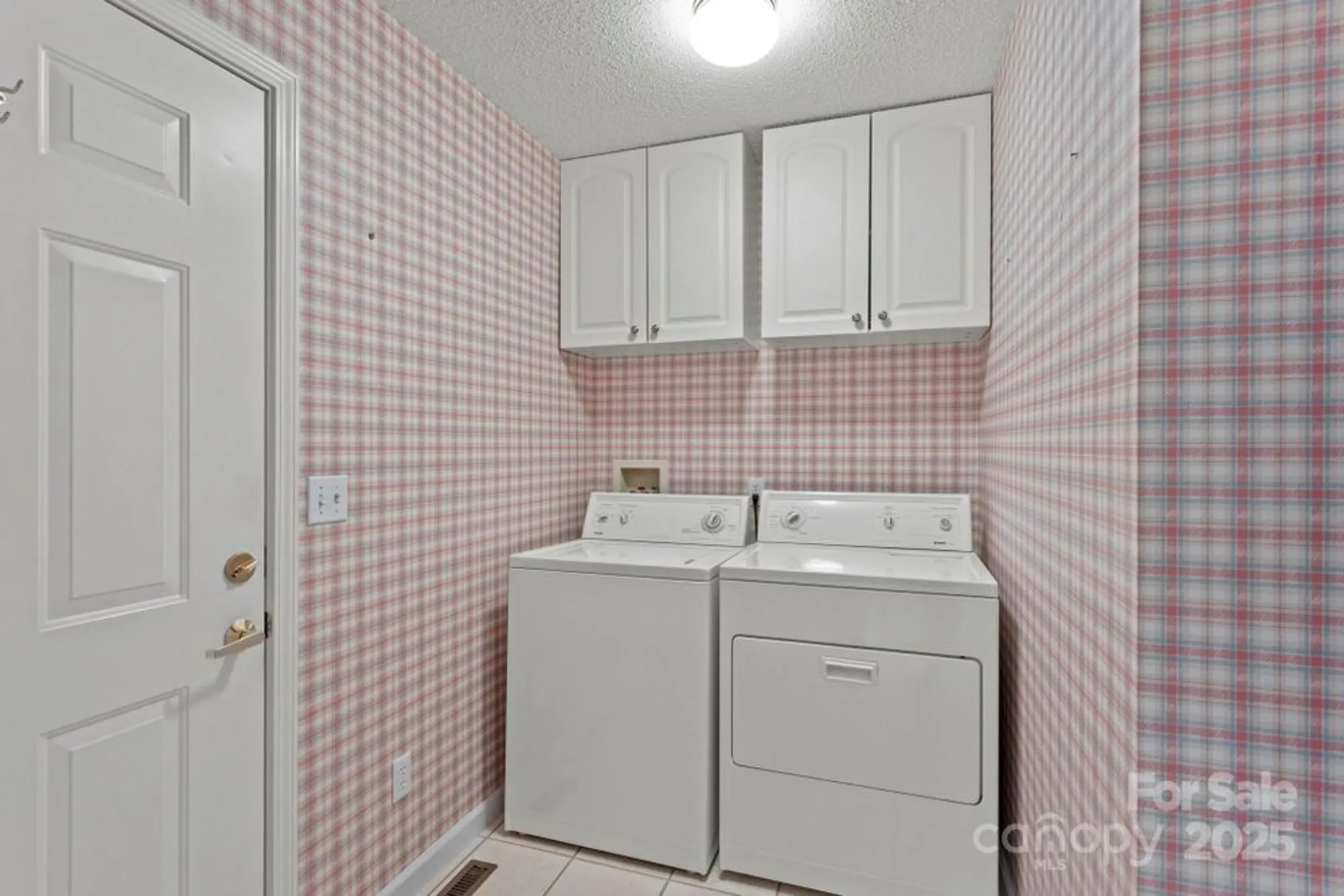 Property Slideshow image 15 of 33 | 111 broadmoor dr 19, Flat Rock, NC, 28731
