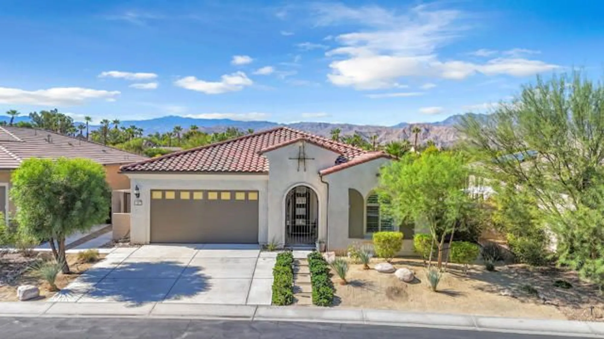 Property Slideshow image 1 of 68 | 55 cabernet, Rancho Mirage, CA, 92270