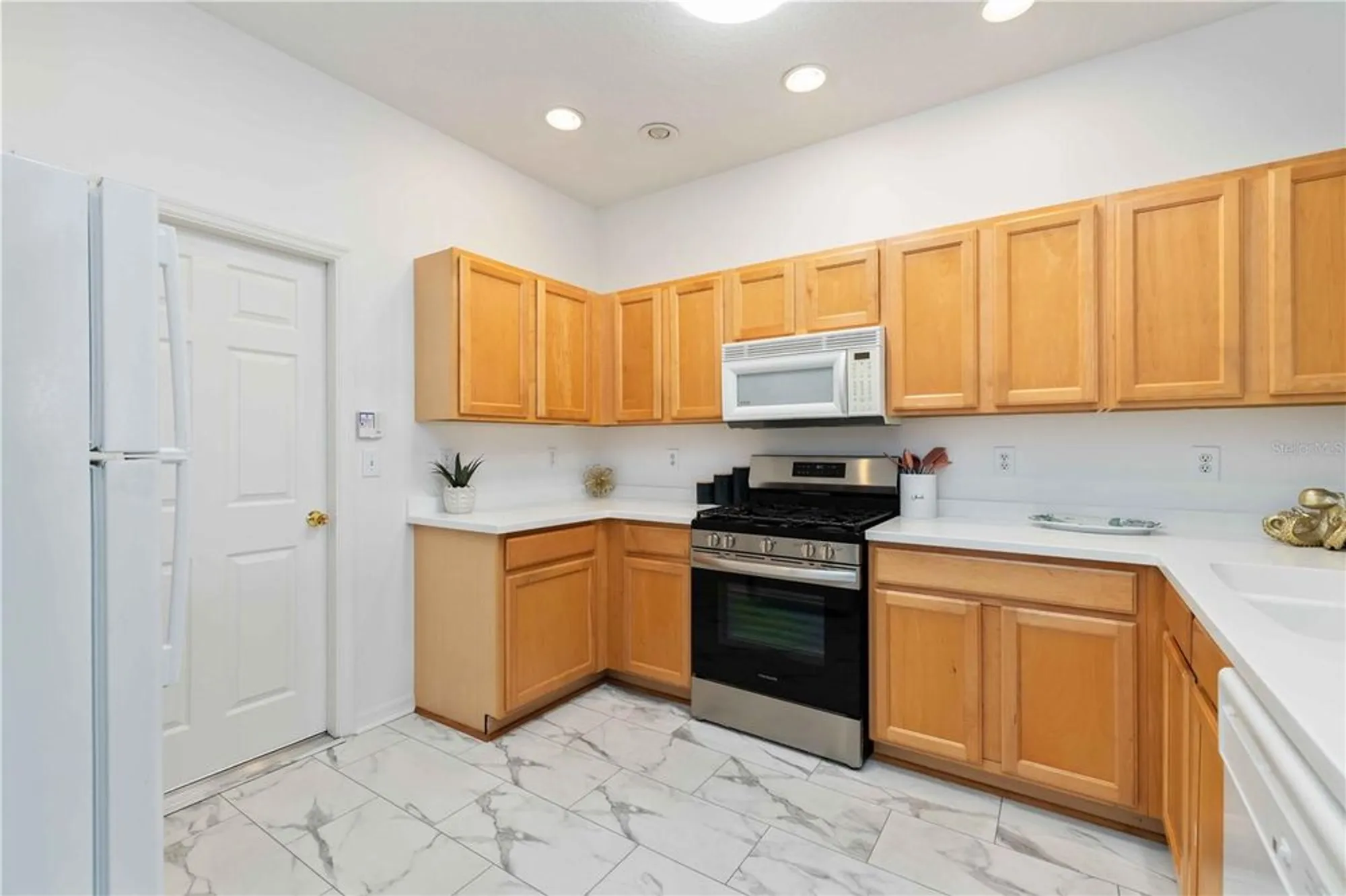 Property Slideshow image 26 of 39 | 4209 cascade falls dr, Sarasota, FL, 34243