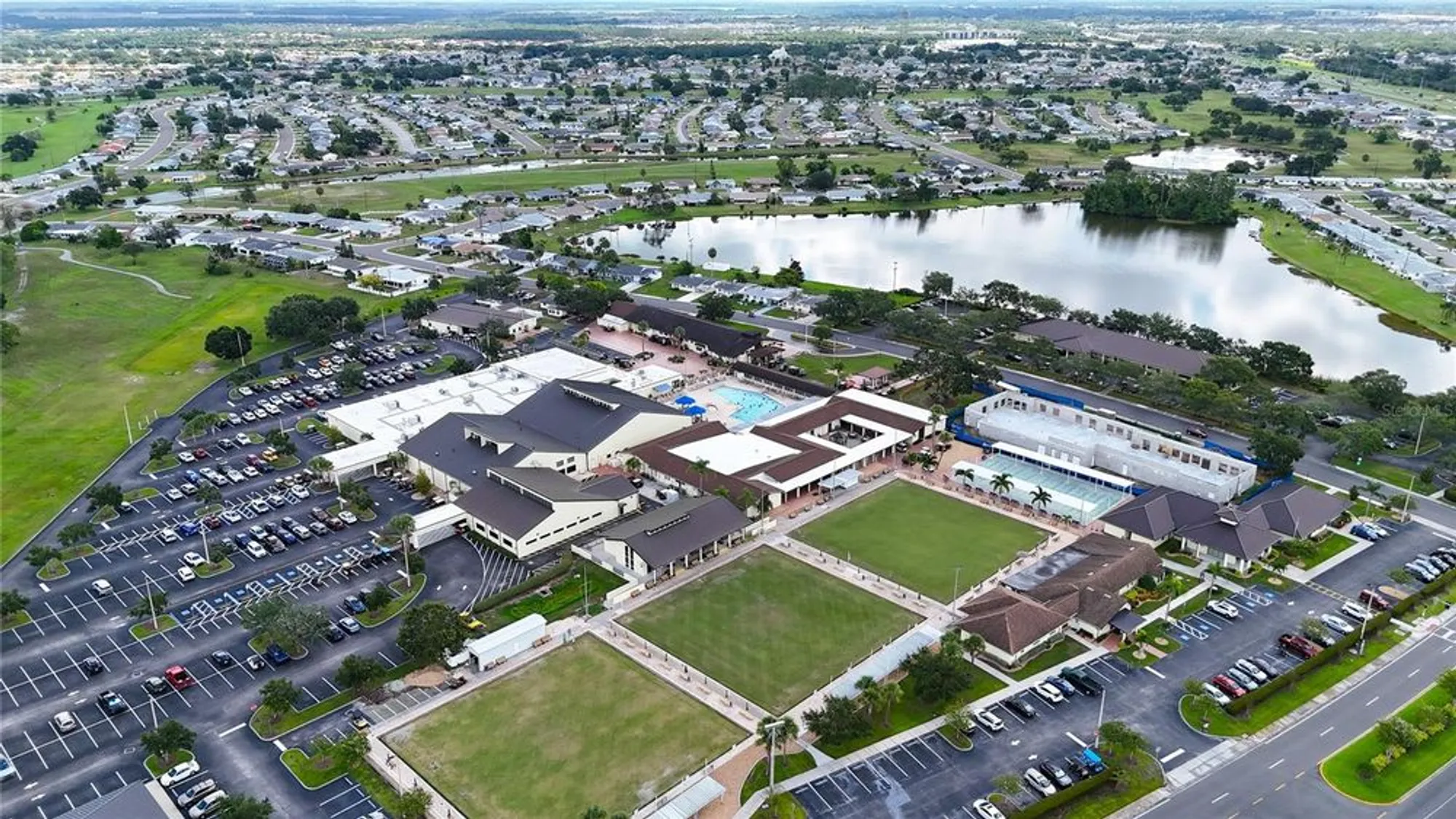 Property Slideshow image 64 of 68 | 1012 augusta dr, Sun City Center, FL, 33573