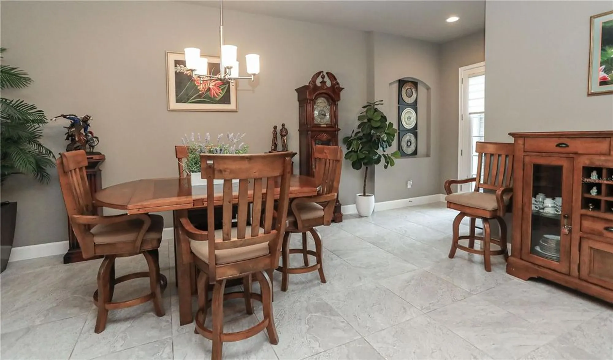Property Slideshow image 16 of 92 | 875 pinewood dr, Ormond Beach, FL, 32174