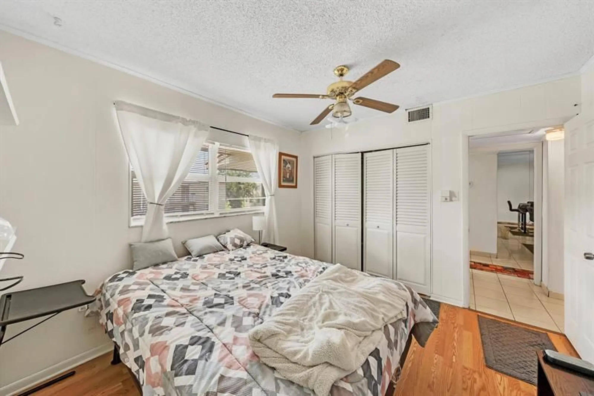 Property Slideshow image 16 of 45 | 7600 nw 5th ct apt 202, Margate, FL, 33063