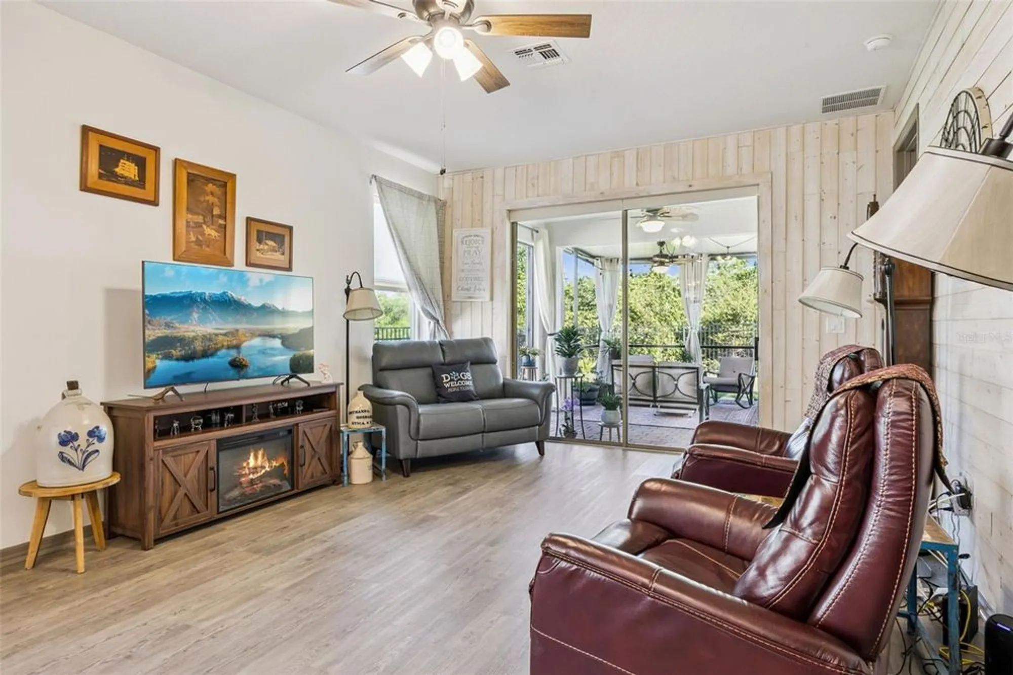 Property Slideshow image 8 of 35 | 17418 blazing star cir, Clermont, FL, 34714