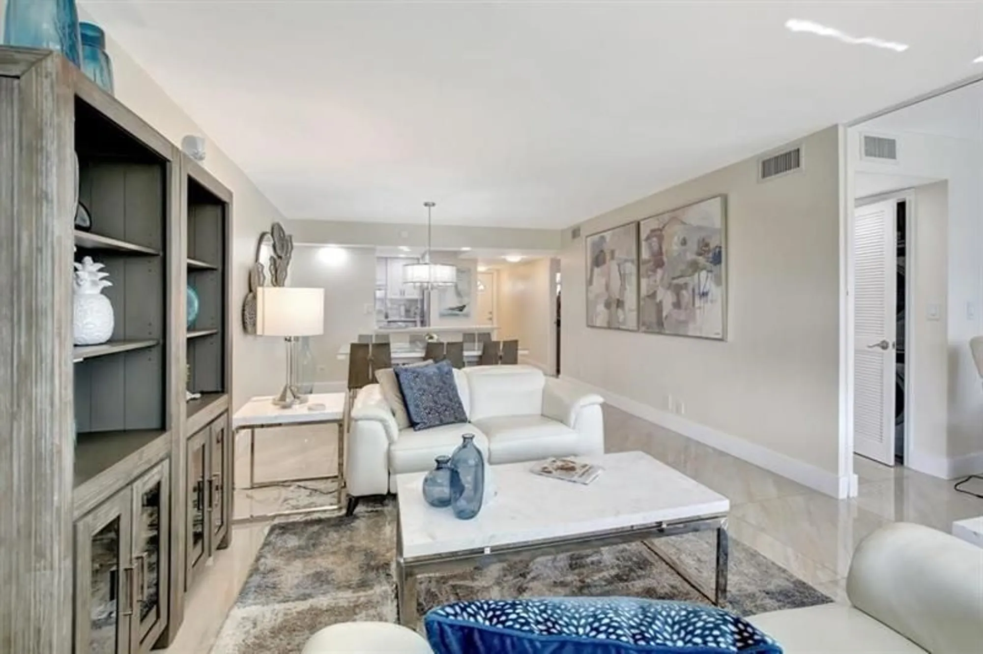 Property Slideshow image 20 of 34 | 9720 s hollybrook lake dr 204, Pembroke Pines, FL, 33025