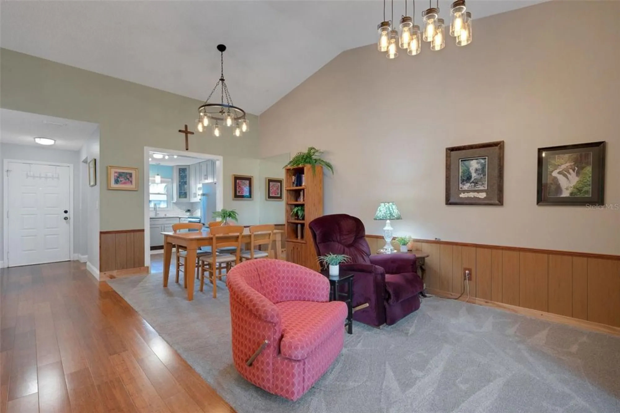 Property Slideshow image 14 of 91 | 1065 tartan dr c, Palm Harbor, FL, 34684