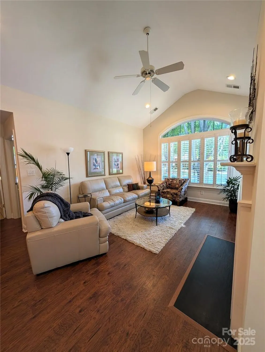 Property Slideshow image 6 of 22 | 2741 circa dr, Matthews, NC, 28105