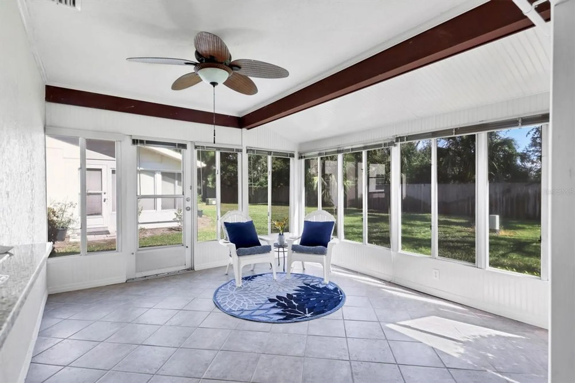 Property Slideshow image 16 of 44 | 4247 oakhurst cir 3033, Sarasota, FL, 34233
