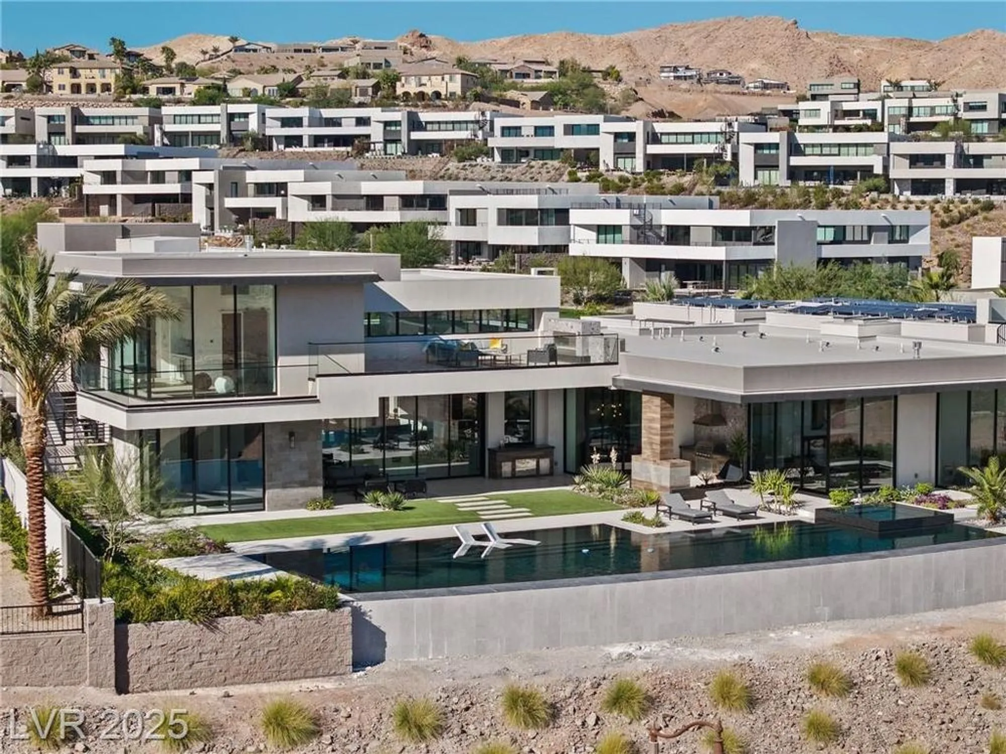 Property Slideshow image 9 of 99 | 12 rainbow point pl, Henderson, NV, 89011