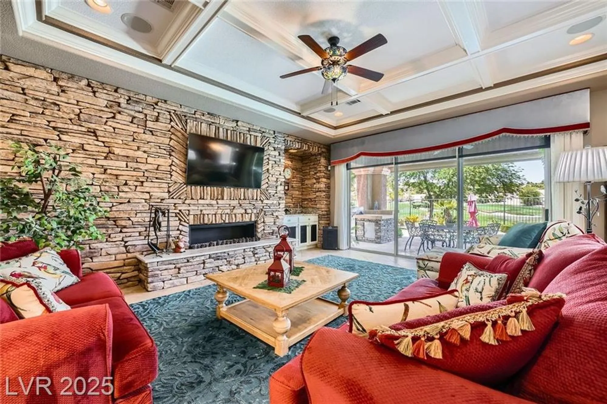 Property Slideshow image 21 of 72 | 4719 riva de romanza st, Las Vegas, NV, 89135