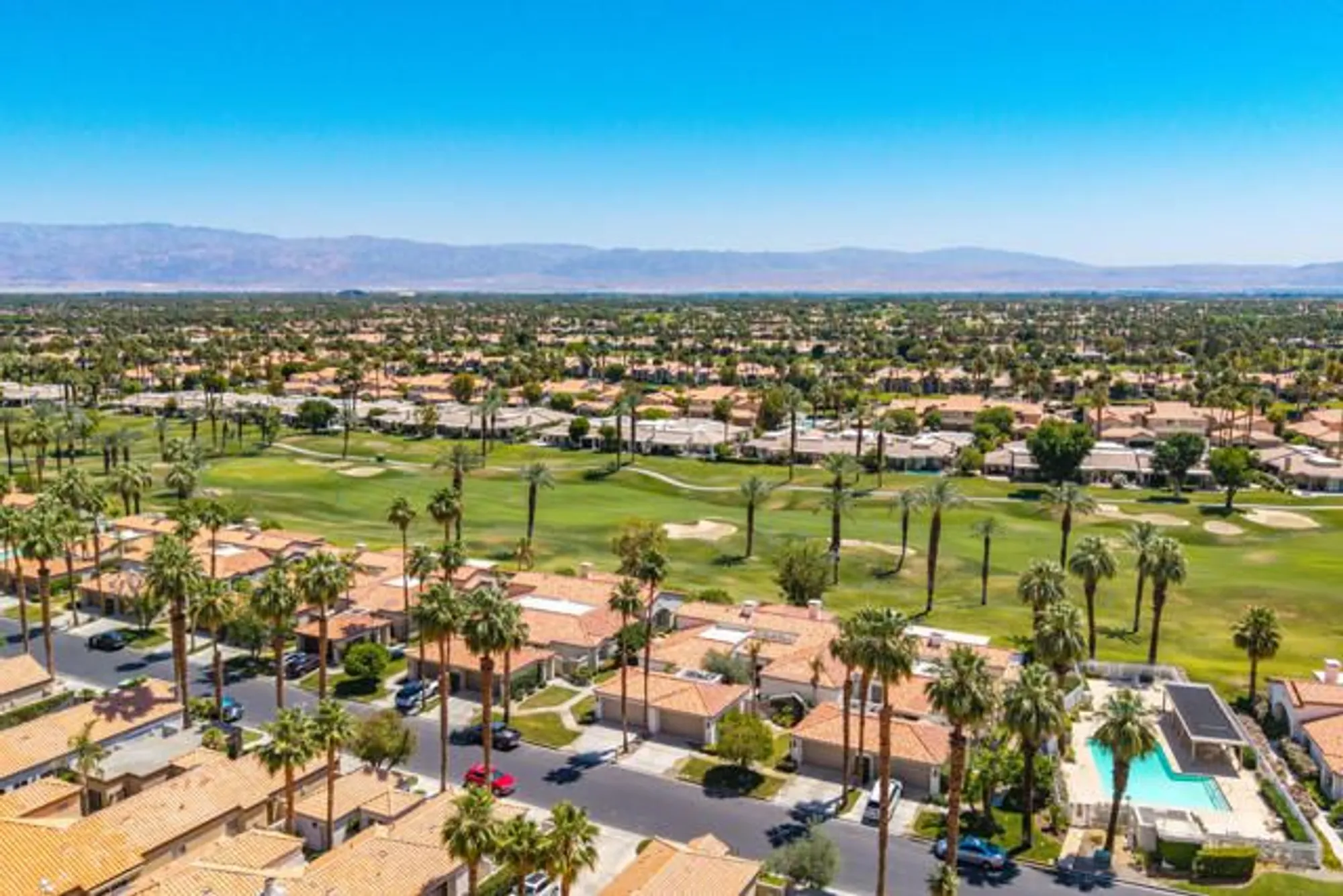 Property Slideshow image 25 of 29 | 55334 riviera, La Quinta, CA, 92253