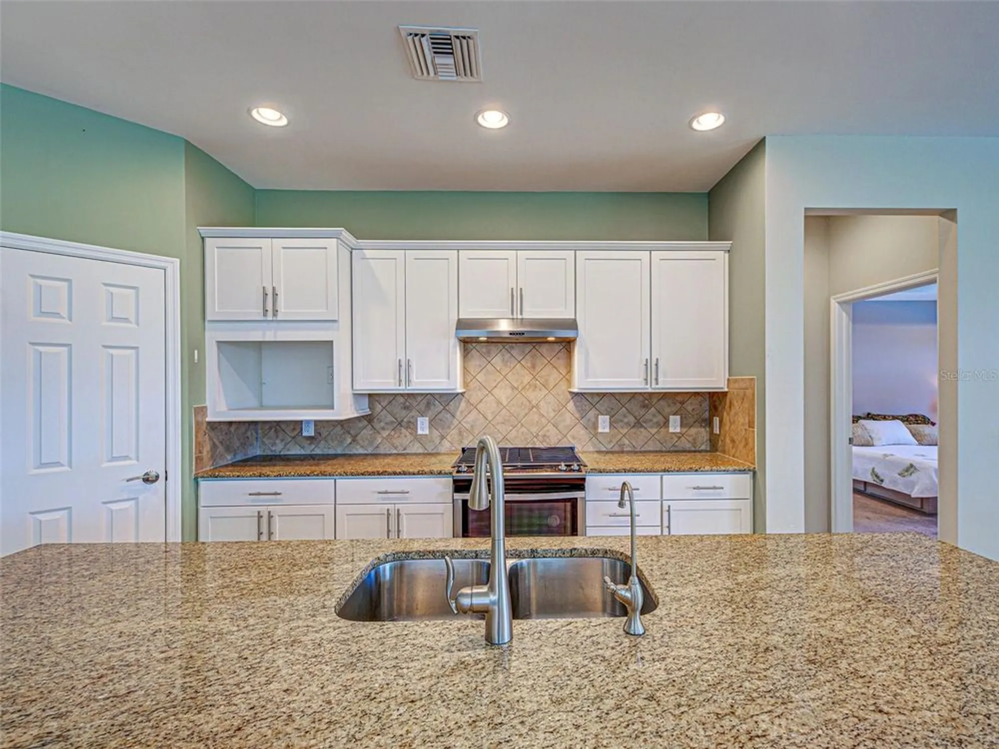 Property Slideshow image 31 of 100 | 13900 miranese st, Venice, FL, 34293