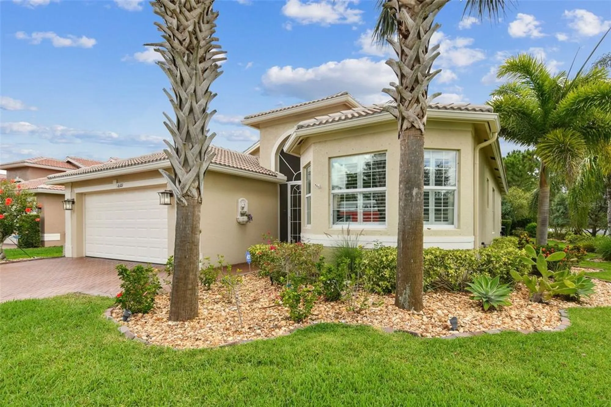 Property Slideshow image 6 of 100 | 16101 cape coral dr, Wimauma, FL, 33598