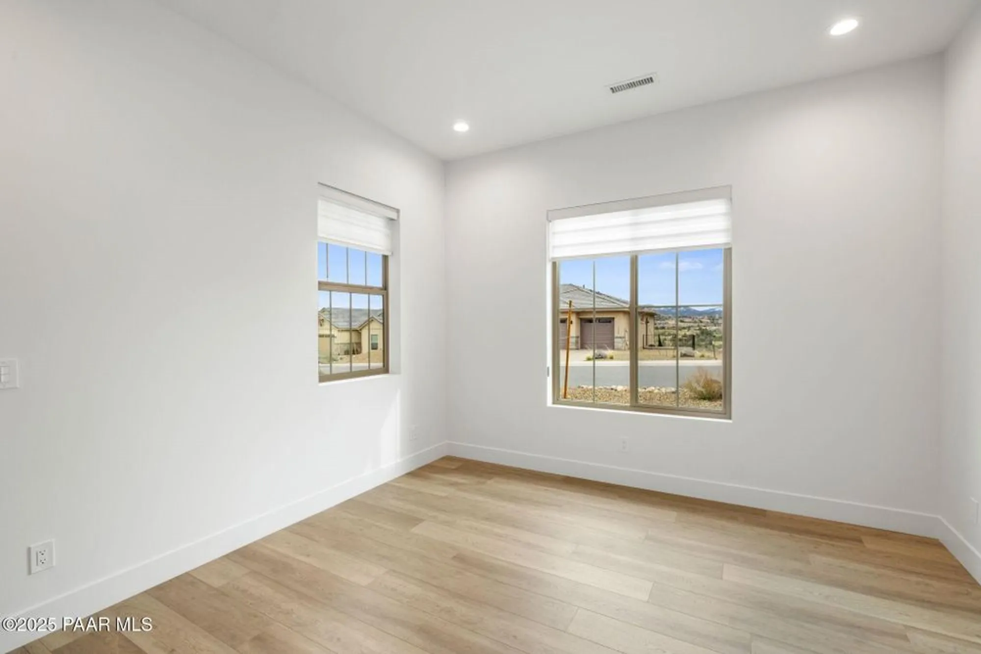 Property Slideshow image 25 of 43 | 1148 s lakeview dr, Prescott, AZ, 86301