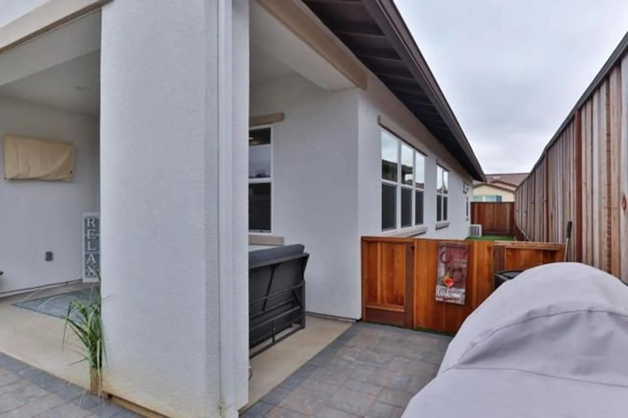 Property Slideshow image 34 of 52 | 2102 white oak dr, Hollister, CA, 95023