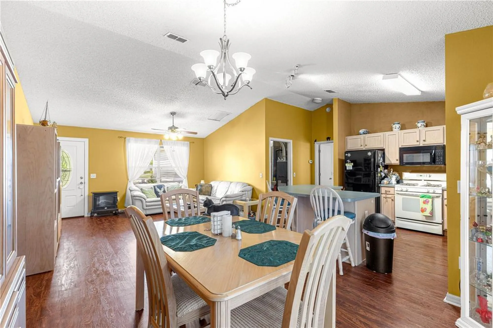 Property Slideshow image 12 of 31 | 9345 se 177th simons ln, The Villages, FL, 32162