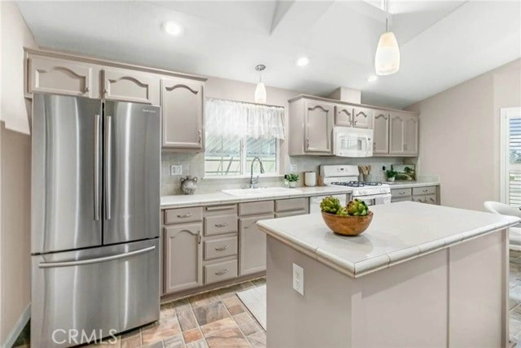 Property Slideshow image 8 of 50 | 844 devonshire dr 180, Arroyo Grande, CA, 93420