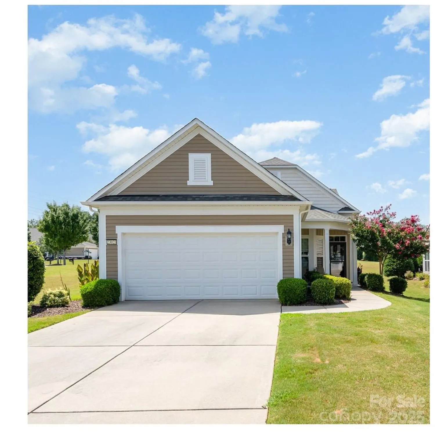 Property Slideshow image 2 of 32 | 23023 whimbrel cir, Fort Mill, SC, 29707