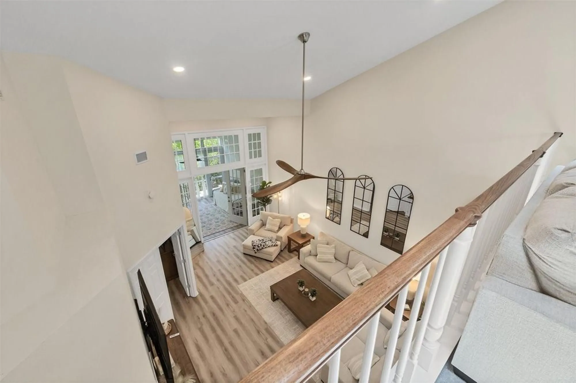 Property Slideshow image 26 of 66 | 1719 starling dr # 1719, Sarasota, FL, 34231