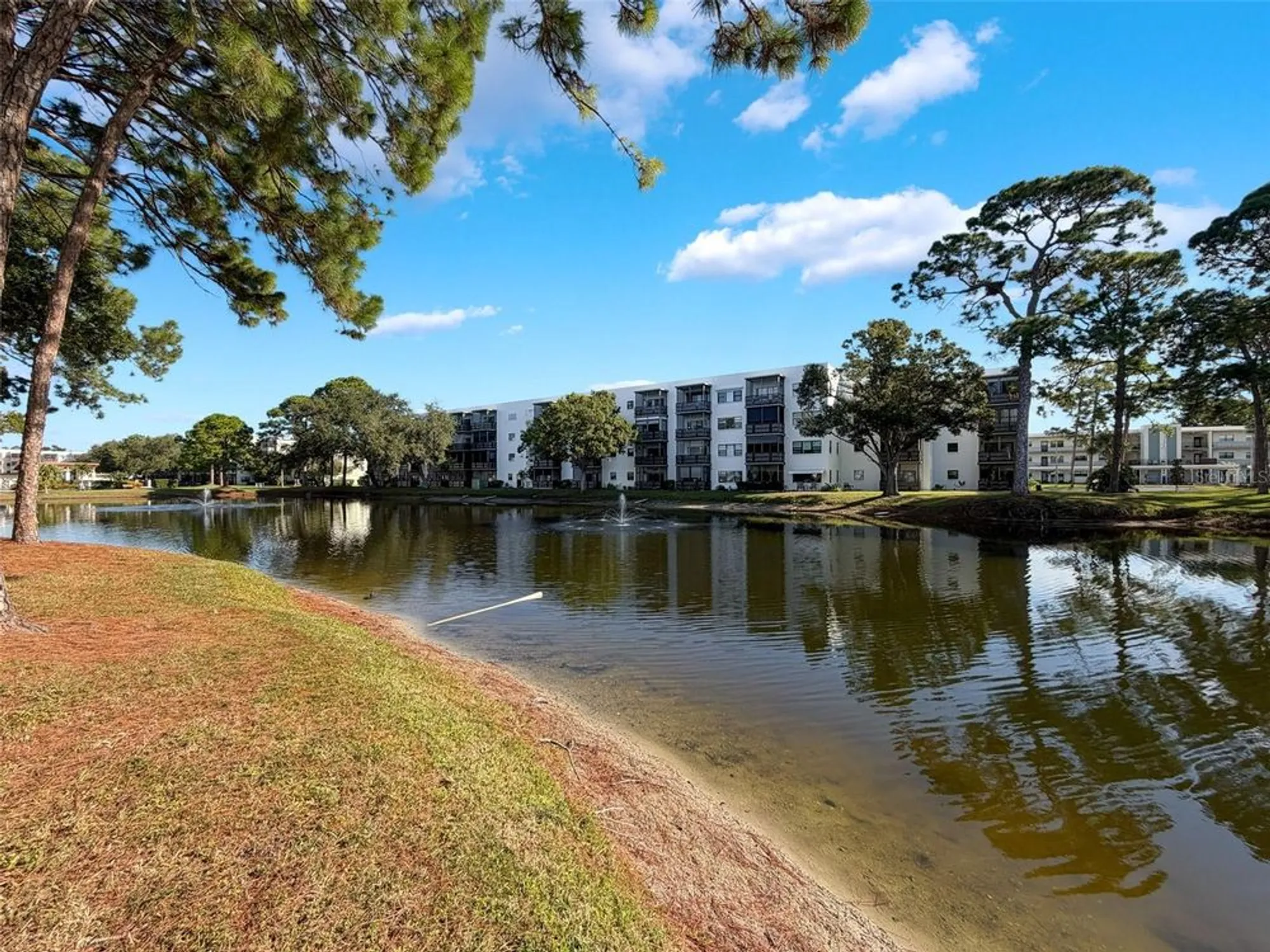 Property Slideshow image 36 of 82 | 5970 80th st n unit 206, St Petersburg, FL, 33709