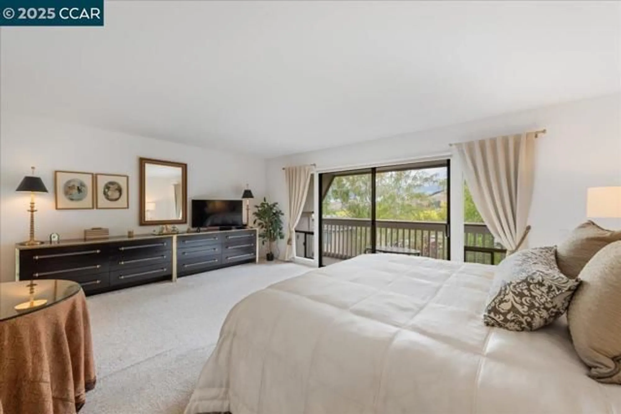 Property Slideshow image 34 of 60 | 1317 canyonwood ct 4, Walnut Creek, CA, 94595