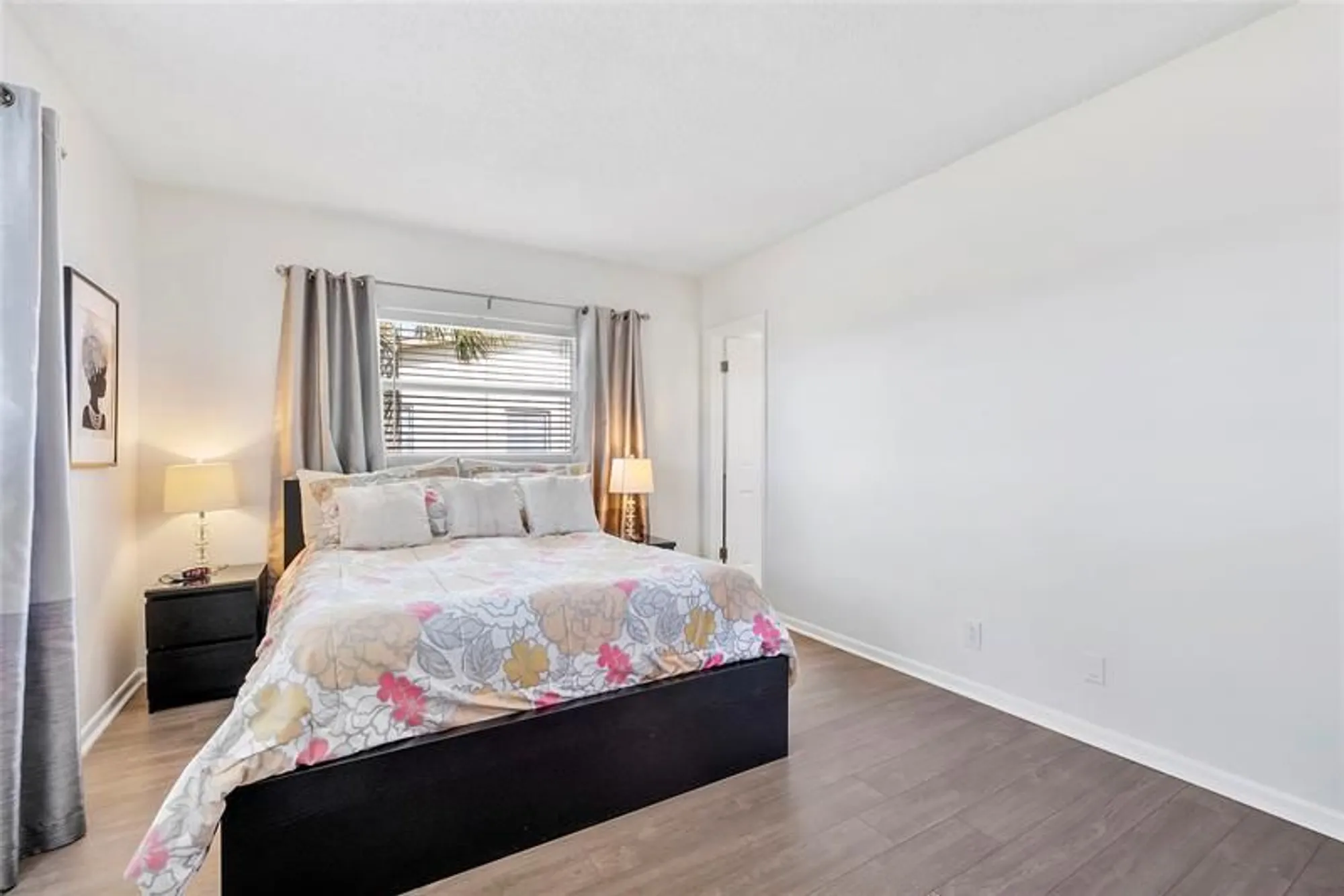 Property Slideshow image 9 of 18 | 601 nw 76th ter 208, Margate, FL, 33063